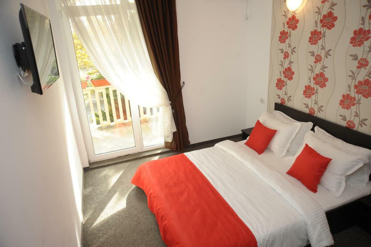 Hotel Pinguin Eforie Nord Εξωτερικό φωτογραφία