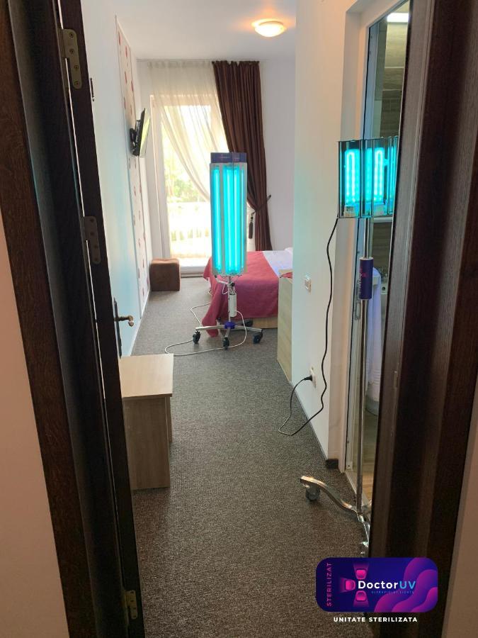 Hotel Pinguin Eforie Nord Εξωτερικό φωτογραφία